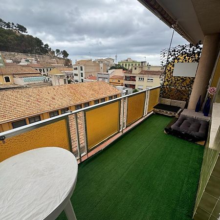 Habitacion Triple En El Centro Con Vistas Denia Bagian luar foto